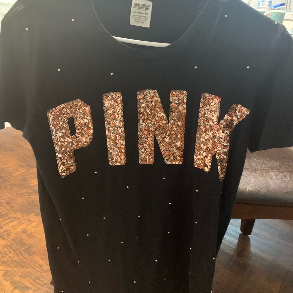 VS PINK shirt